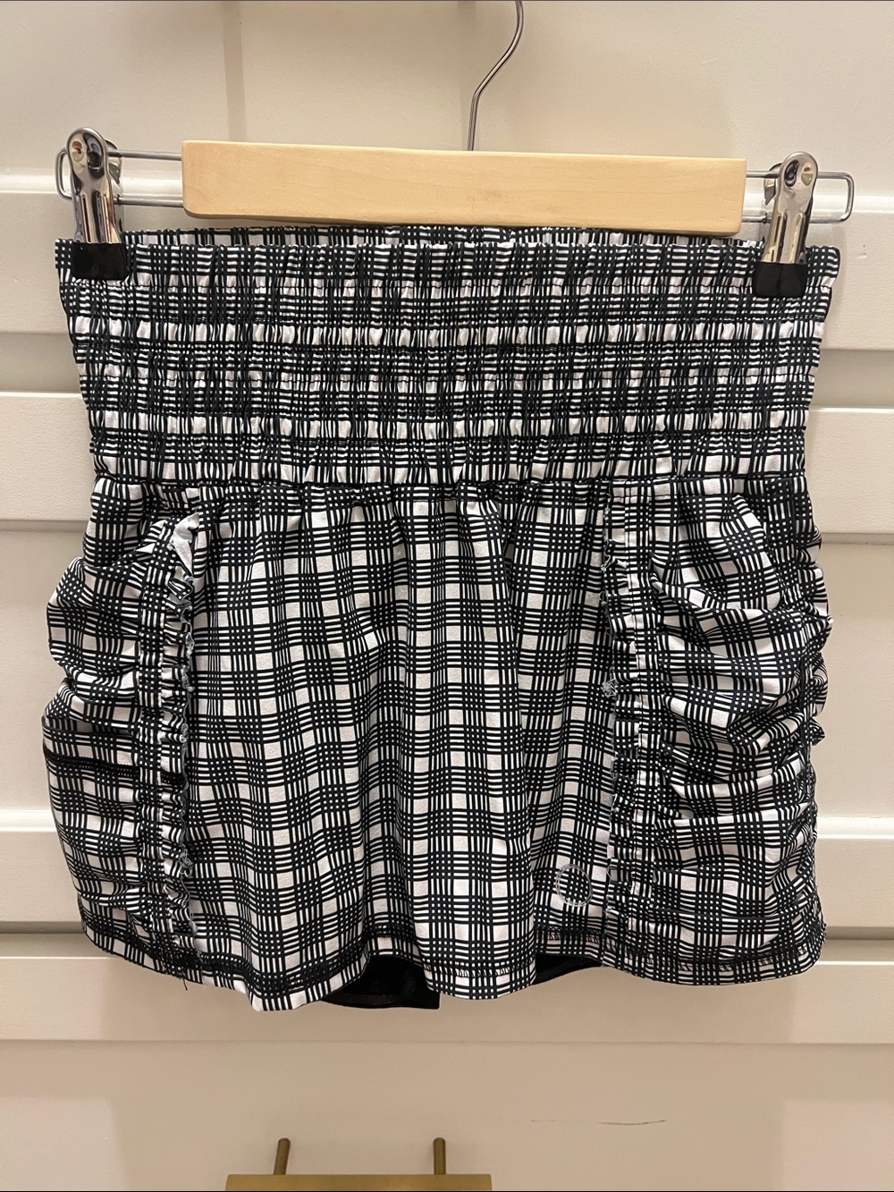 Women’s Bubble Black and White Plaid Smocked Mini athletic skort